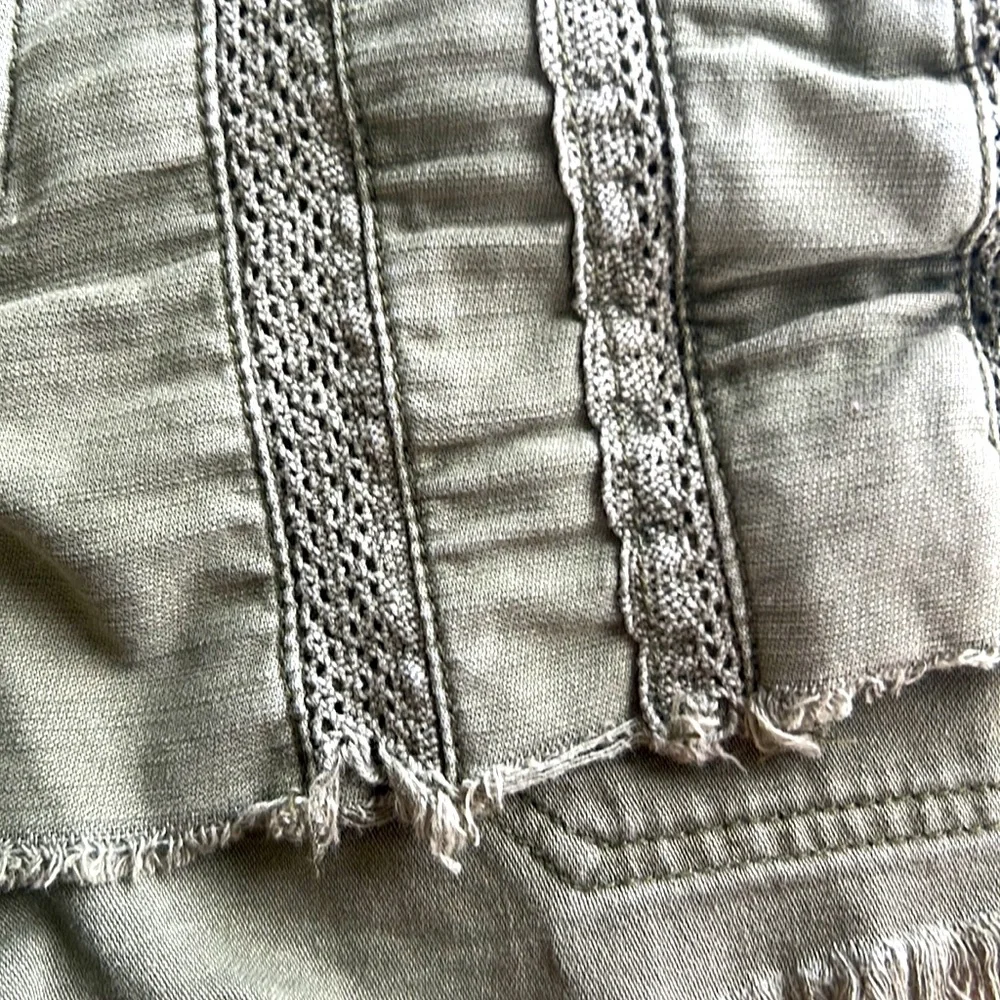 FREE PEOPLE Moss Green Great Expectations Button Fly Crochet Mini Short …